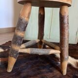 Round stool with pencil legs