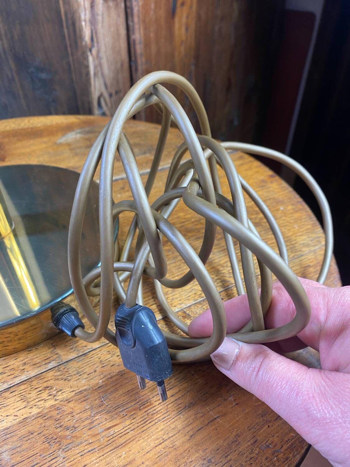 Brass lamp with pleated shade