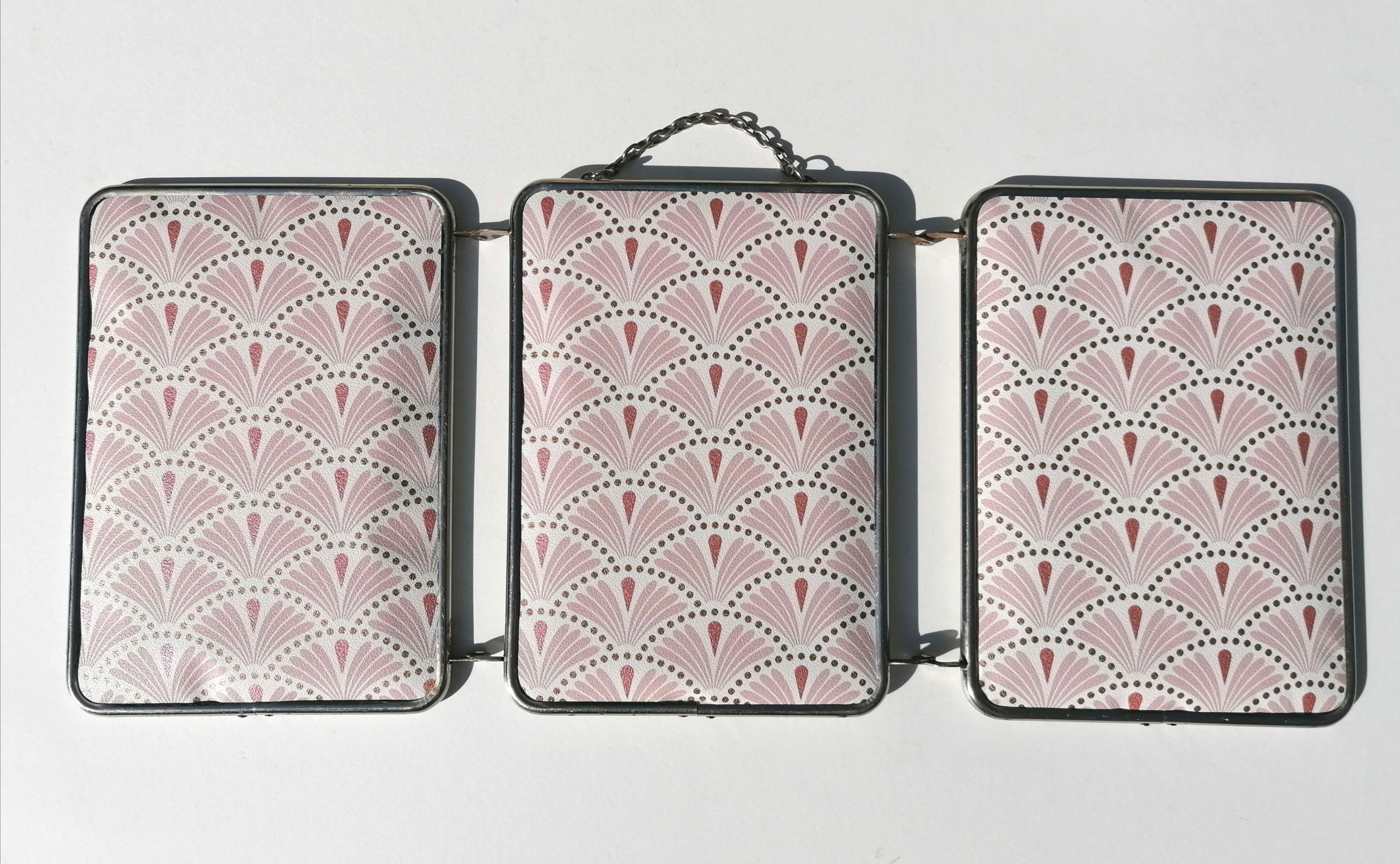 Mirror tryptic barber