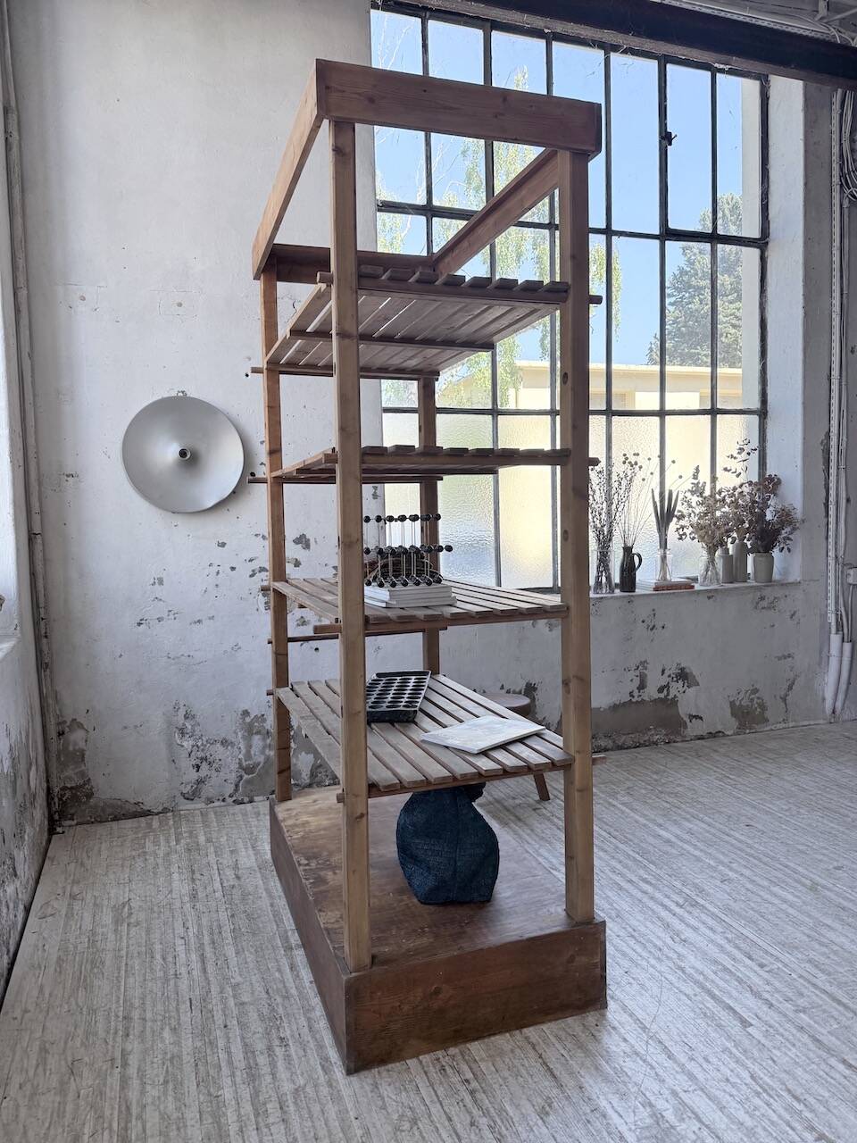 1950s professional bookshelf, dismantlable.