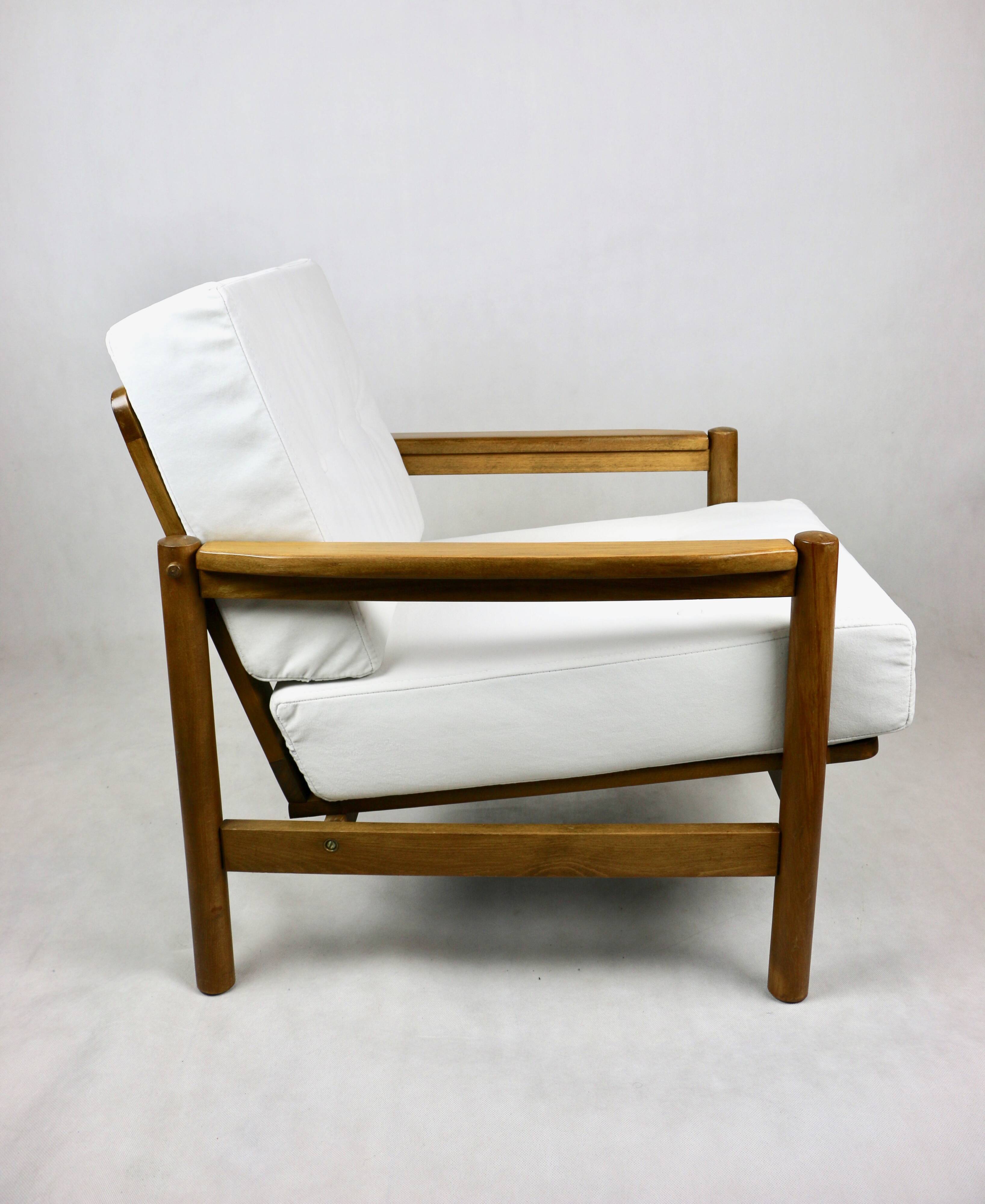 Vintage Armchair in White Ivory, 1970s