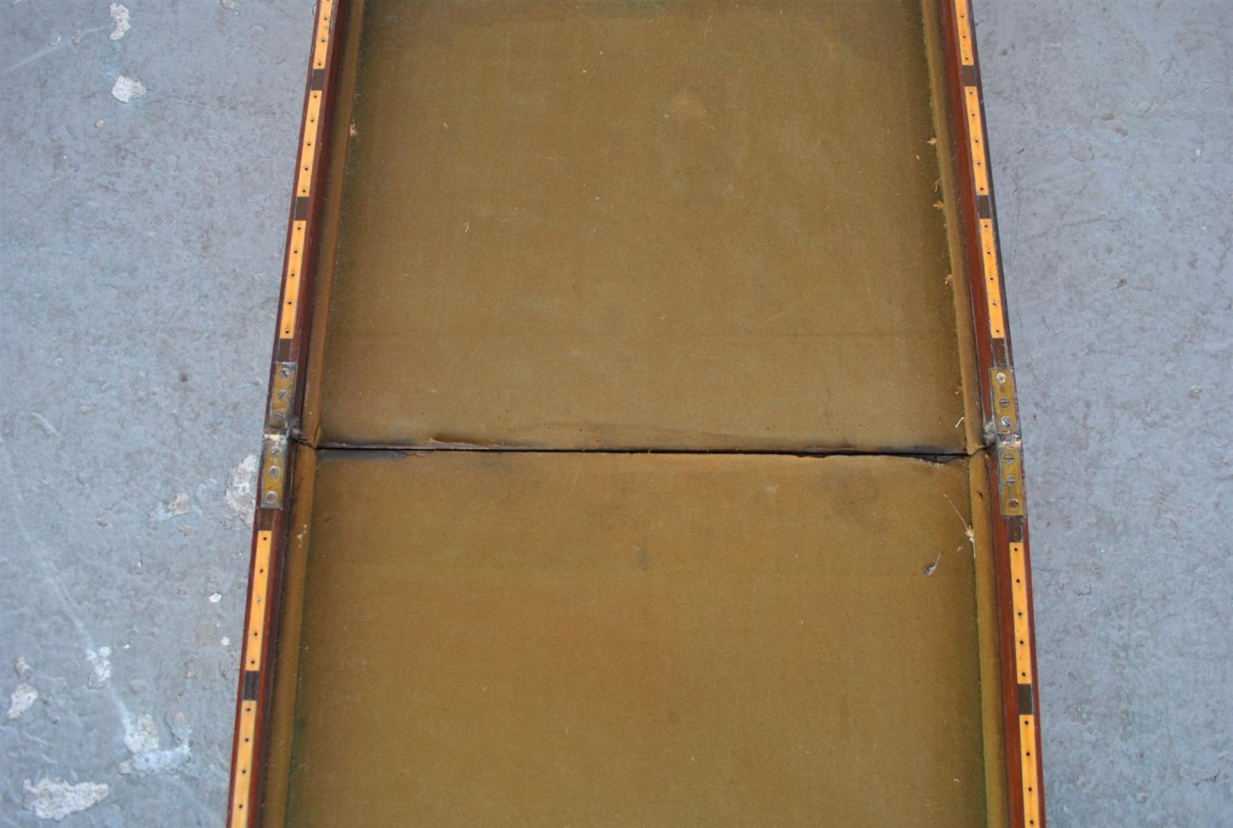 Pool liner of the period XIXth billiards