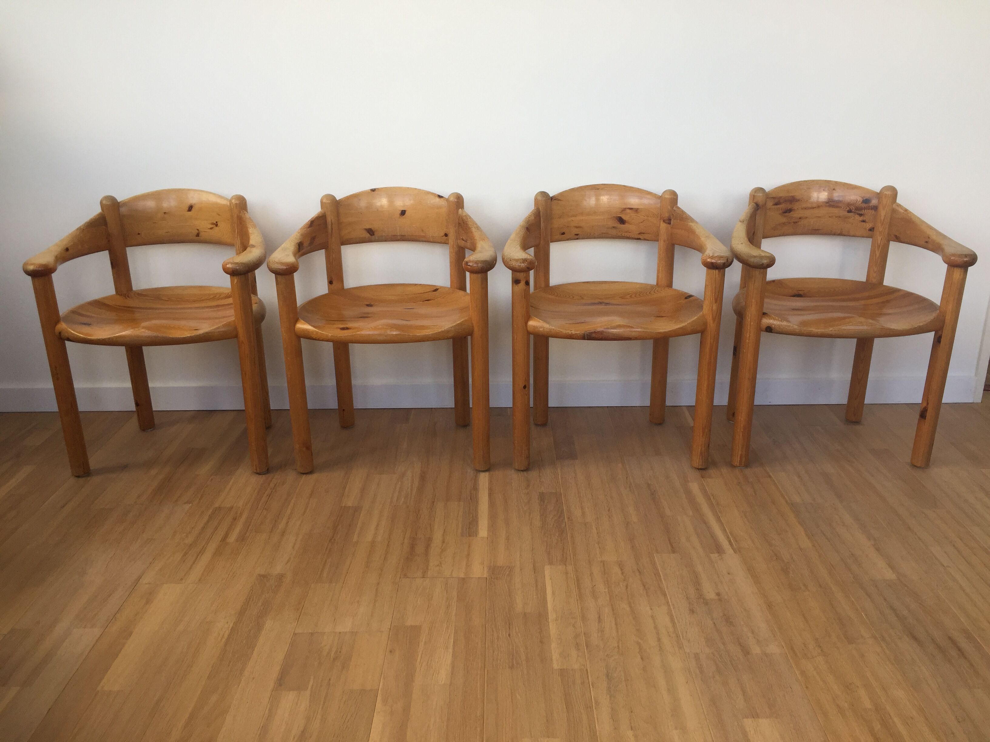 Set of 4 pine wood dining chairs by Rainer Daumiller ed. Hirtshals Savværk, 1970s