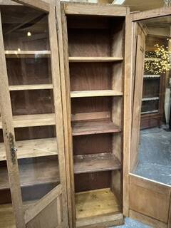 oak display cabinet with 4 doors