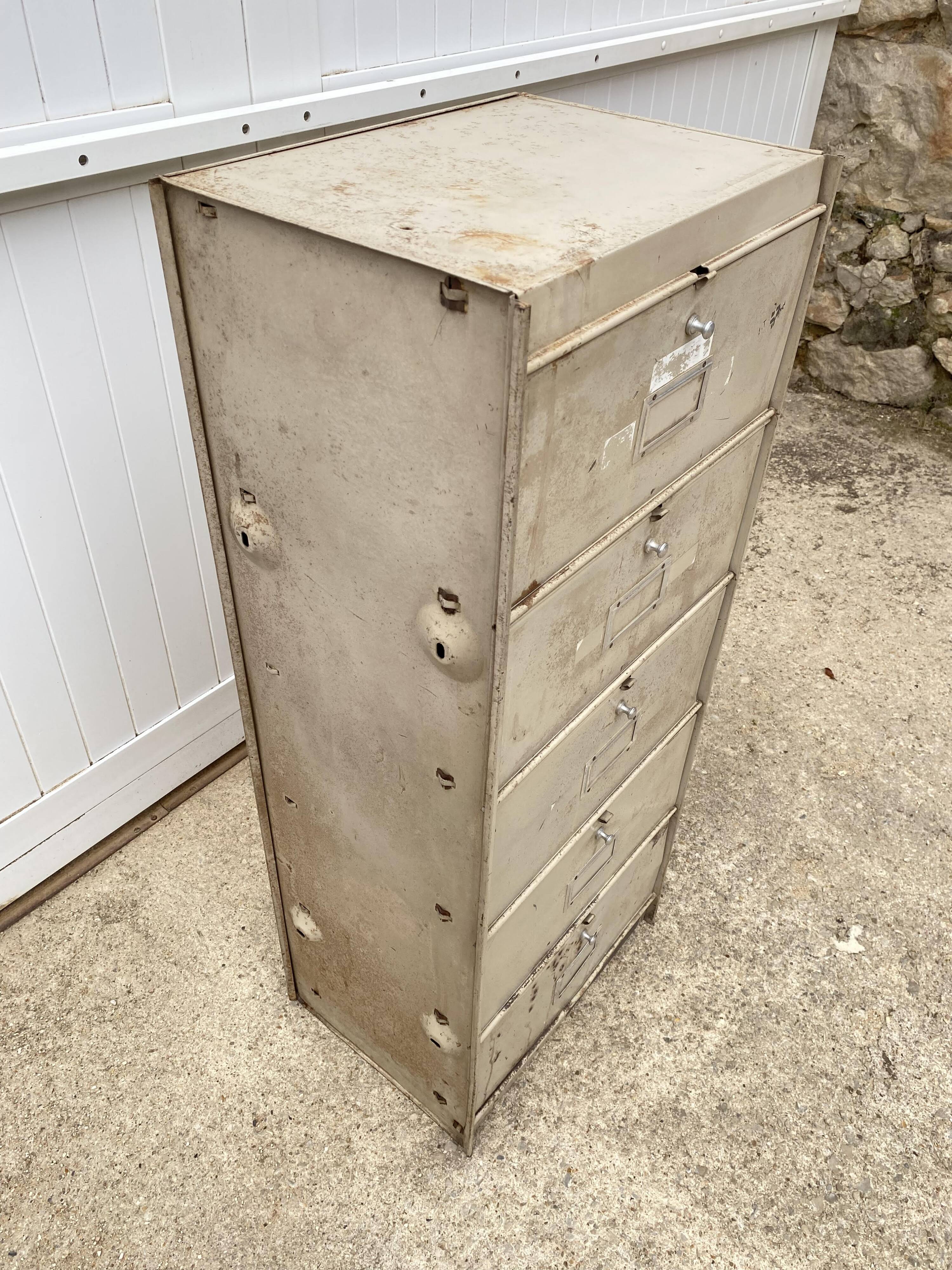 Meuble à 5 clapets casier industriel métal Ronéo 1950