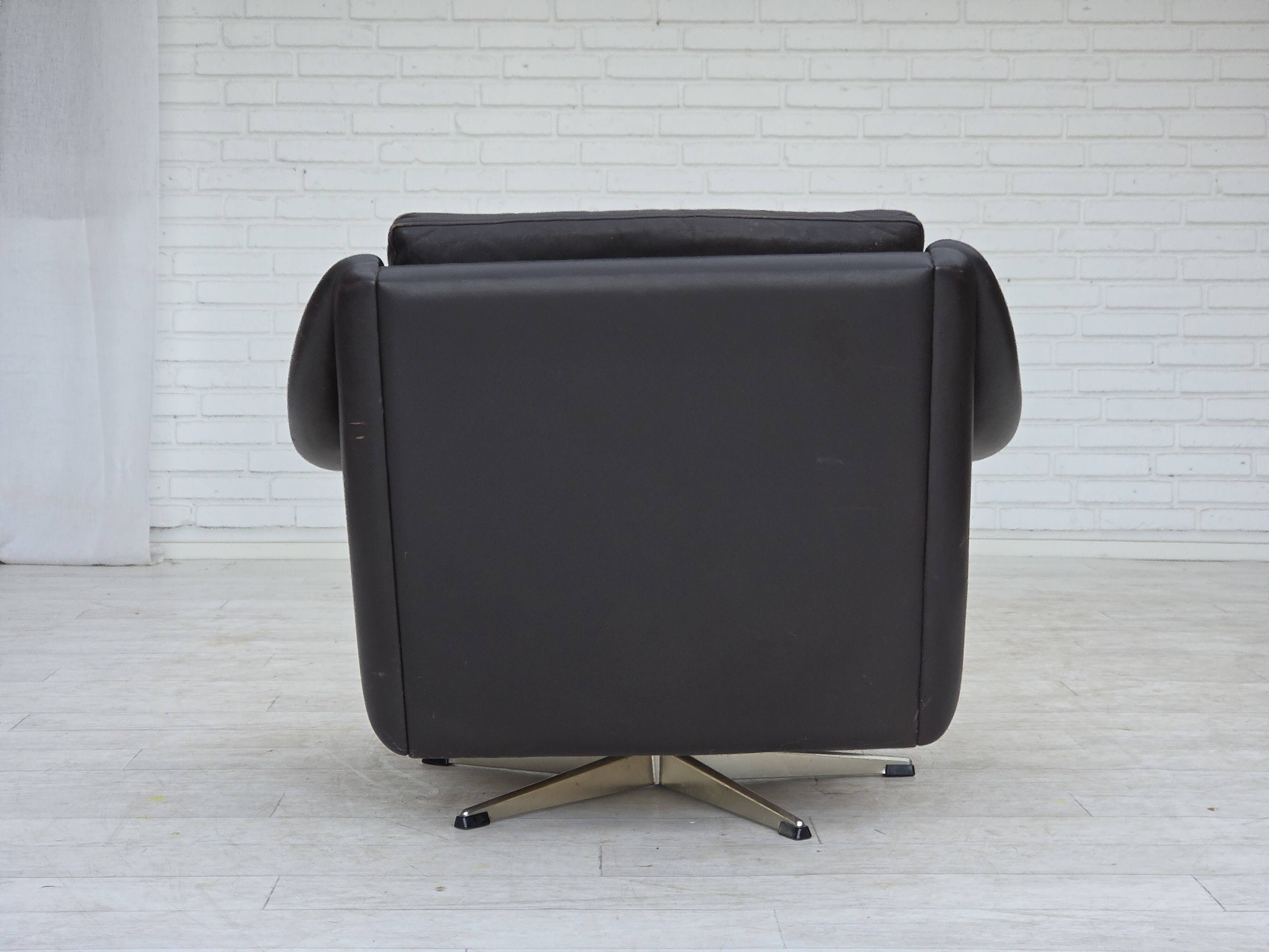 1960s, Danish swivel armchair by Aage Christensen, leather.