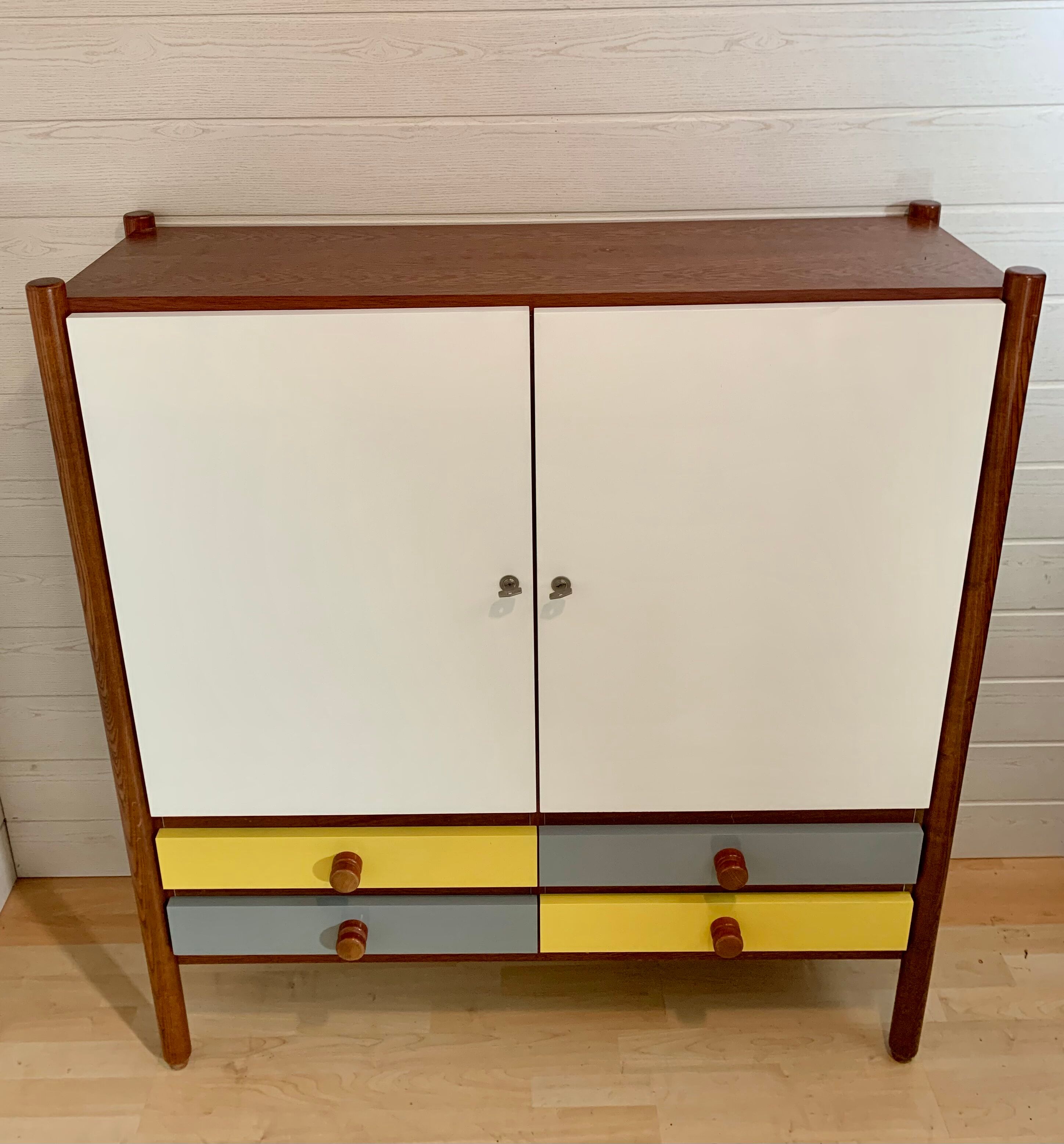Scandinavian Cabinet - 1970