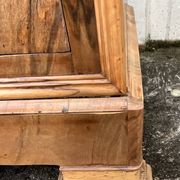 Louis-Philippe secretary, mid-19th century, in walnut burl.