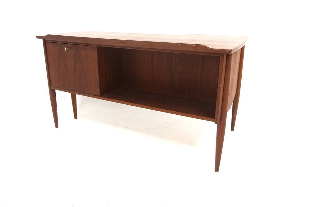 Scandinavian teak desk, Göran Strand, Lelångs Möbelfabrik, Sweden, 1950