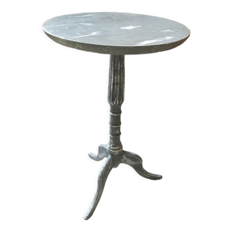 Shabby style wooden pedestal table