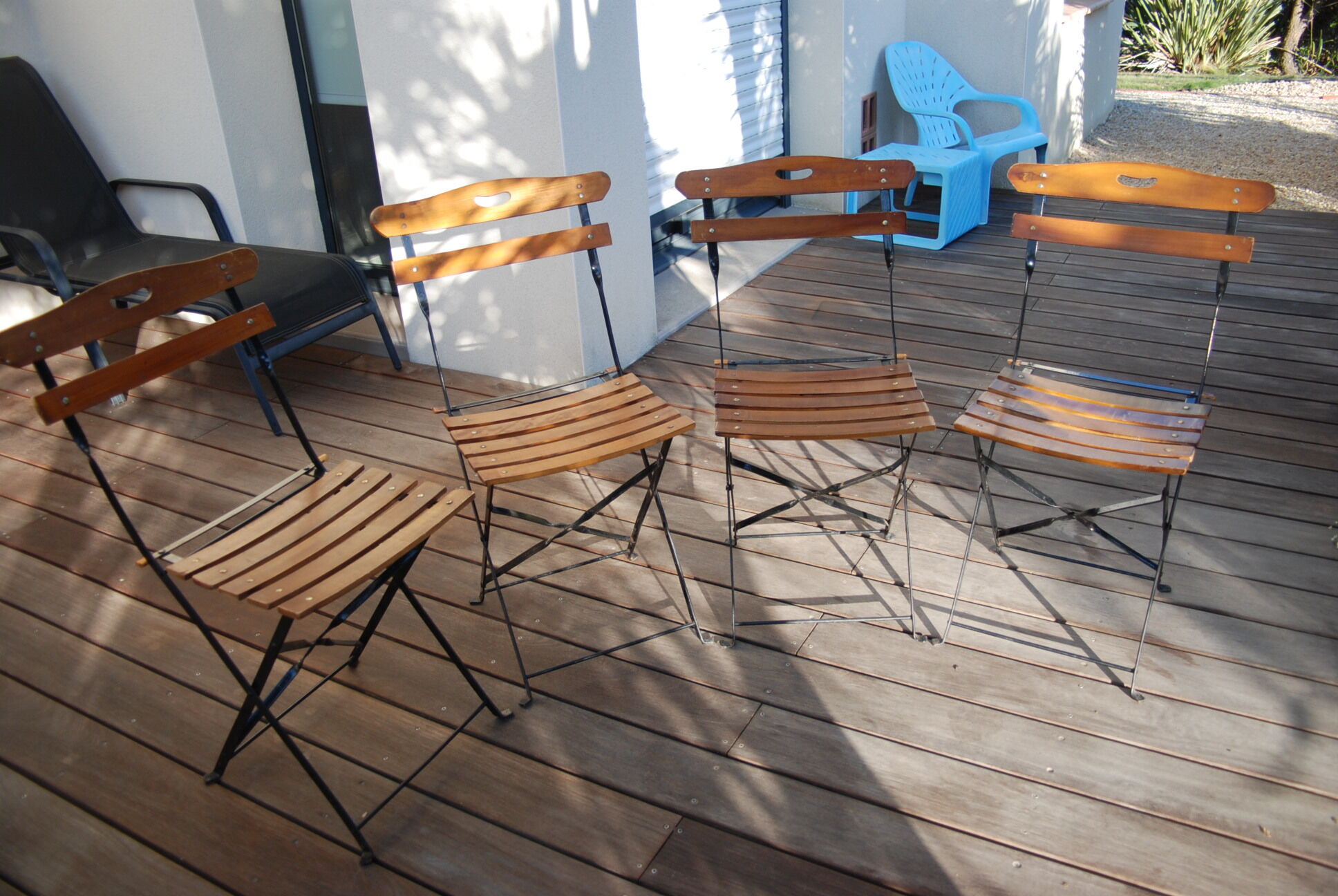 4 folding vintage terrace chairs