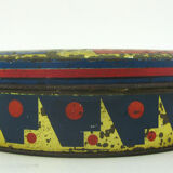 Old box of candies in lithographed sheet metal - Basilica Sacred Heart Paris - vintage 30s