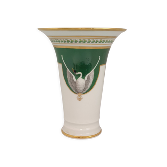 Porcelain vase decorated Rovina in Epinal