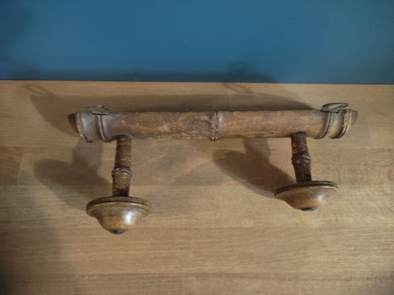 Coat rack wood 2 hooks