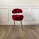 Chaise fourrure rouge