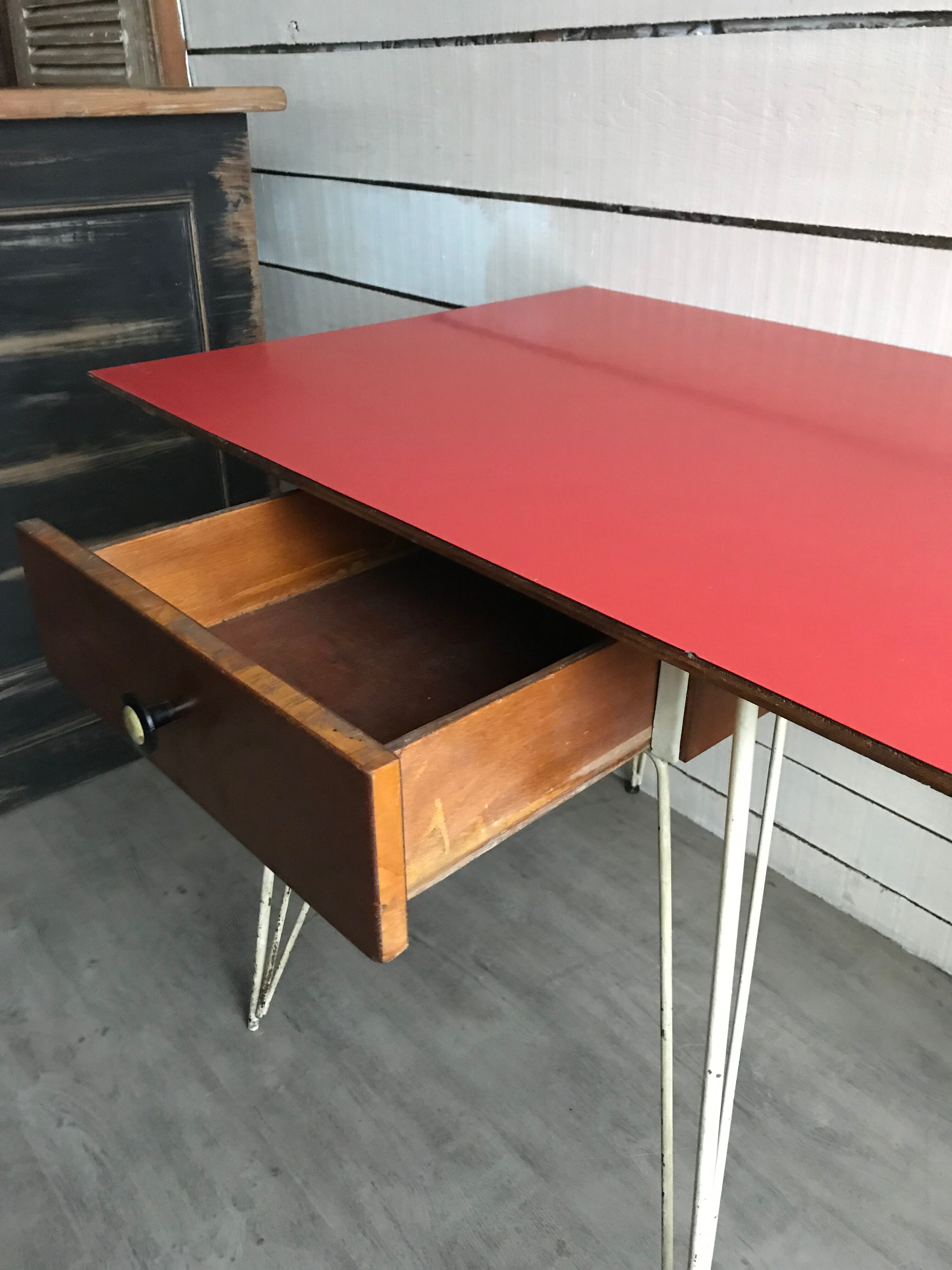 Table vintage formica feet Eiffel