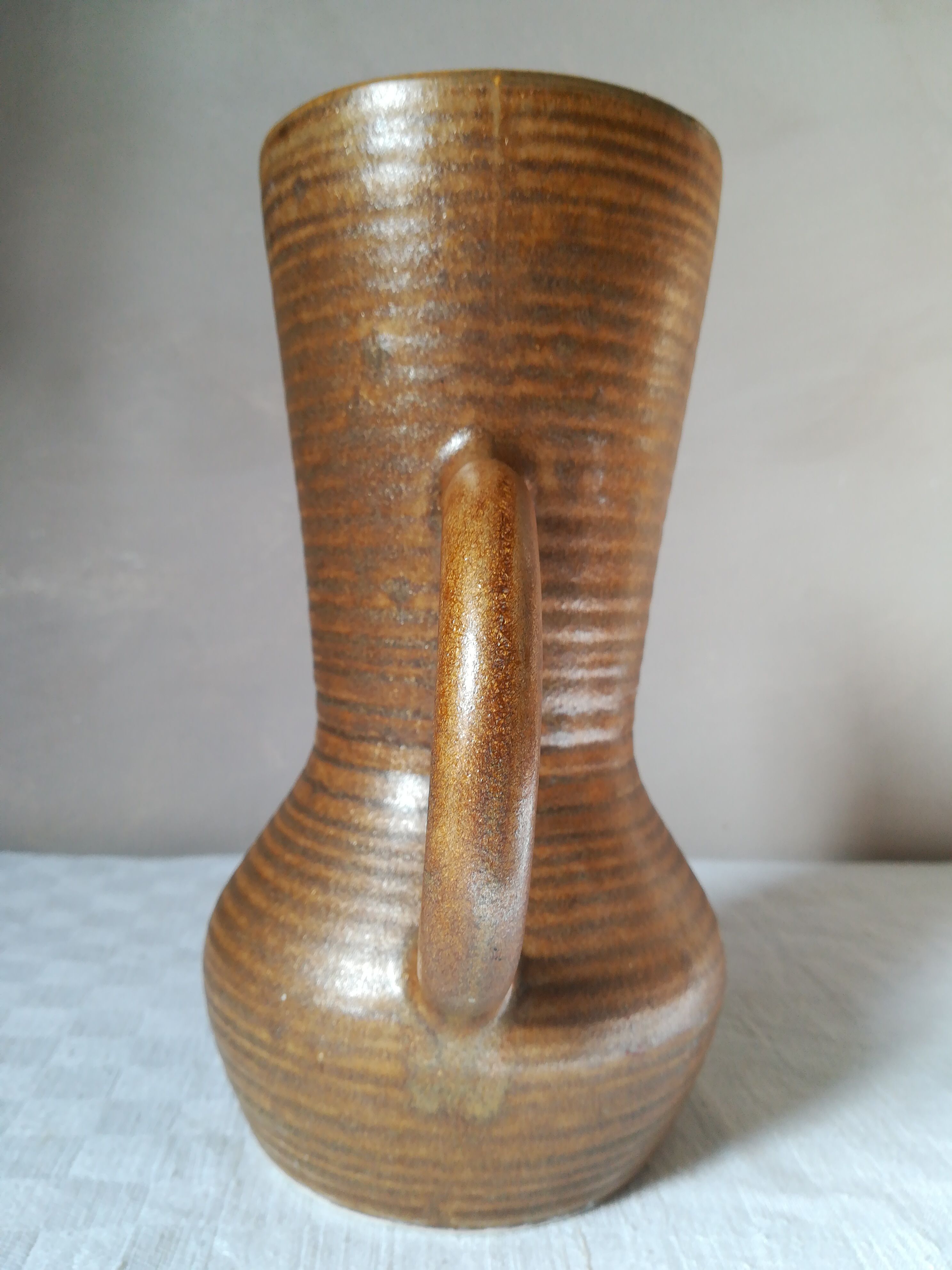 Pitcher has water in sandstone years 50/60