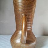Pitcher has water in sandstone years 50/60