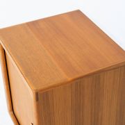 Cabinet avec porte tambour par CFC Silkeborg