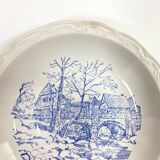 Set of two matching soup plates, one plain and one decorated