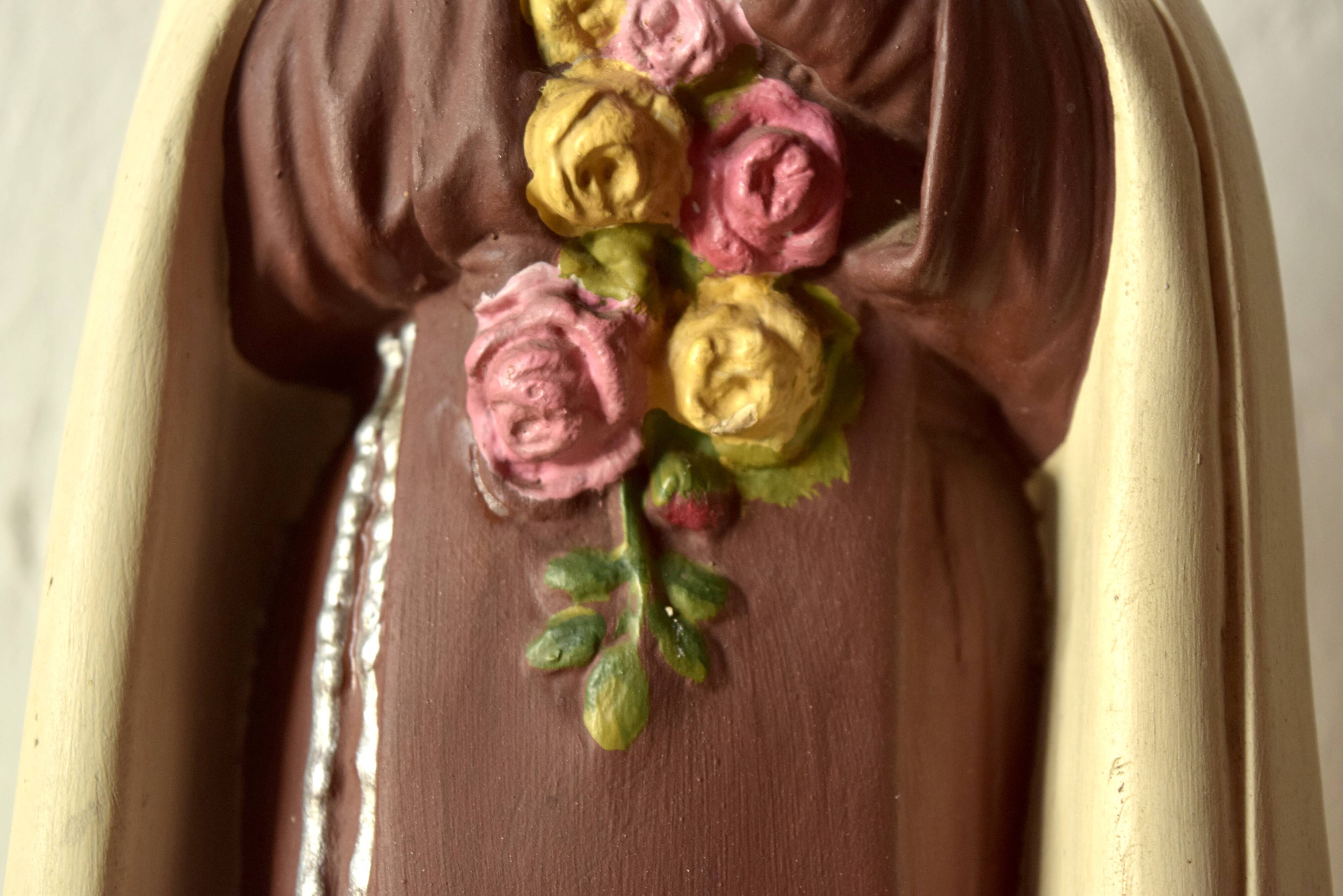 Statue of Saint Therese of Lisieux in plaster - signed Guido Casci - 43 cm