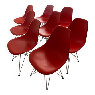 Lot de 8 chaises Vitra Eames, rouges