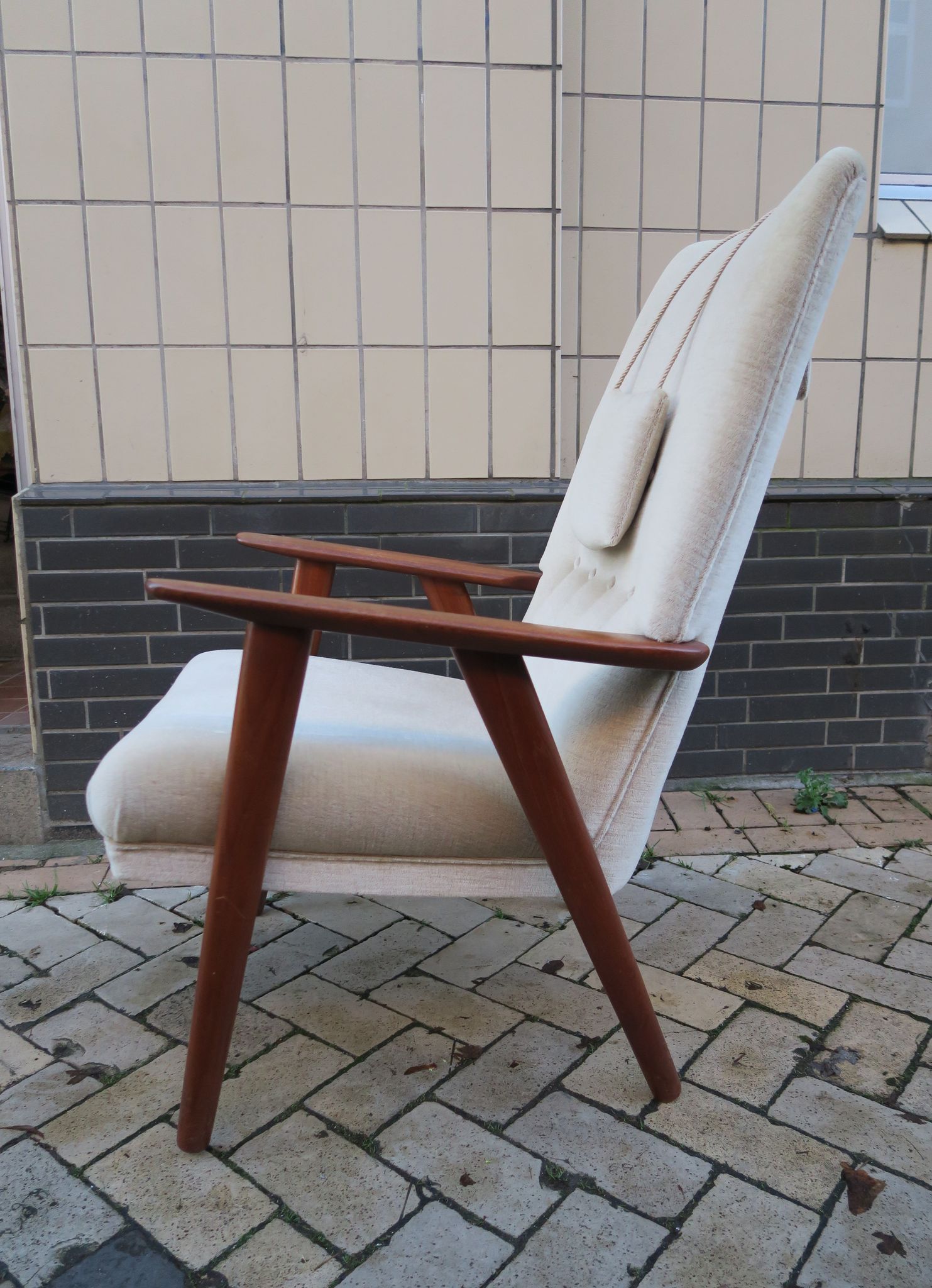 Danish Model 230 Armchair by Kurt Olsen for Slagelse Møbelværk, 1950s