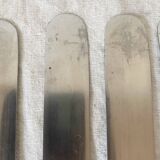 Silver round knives with stainless steel blades