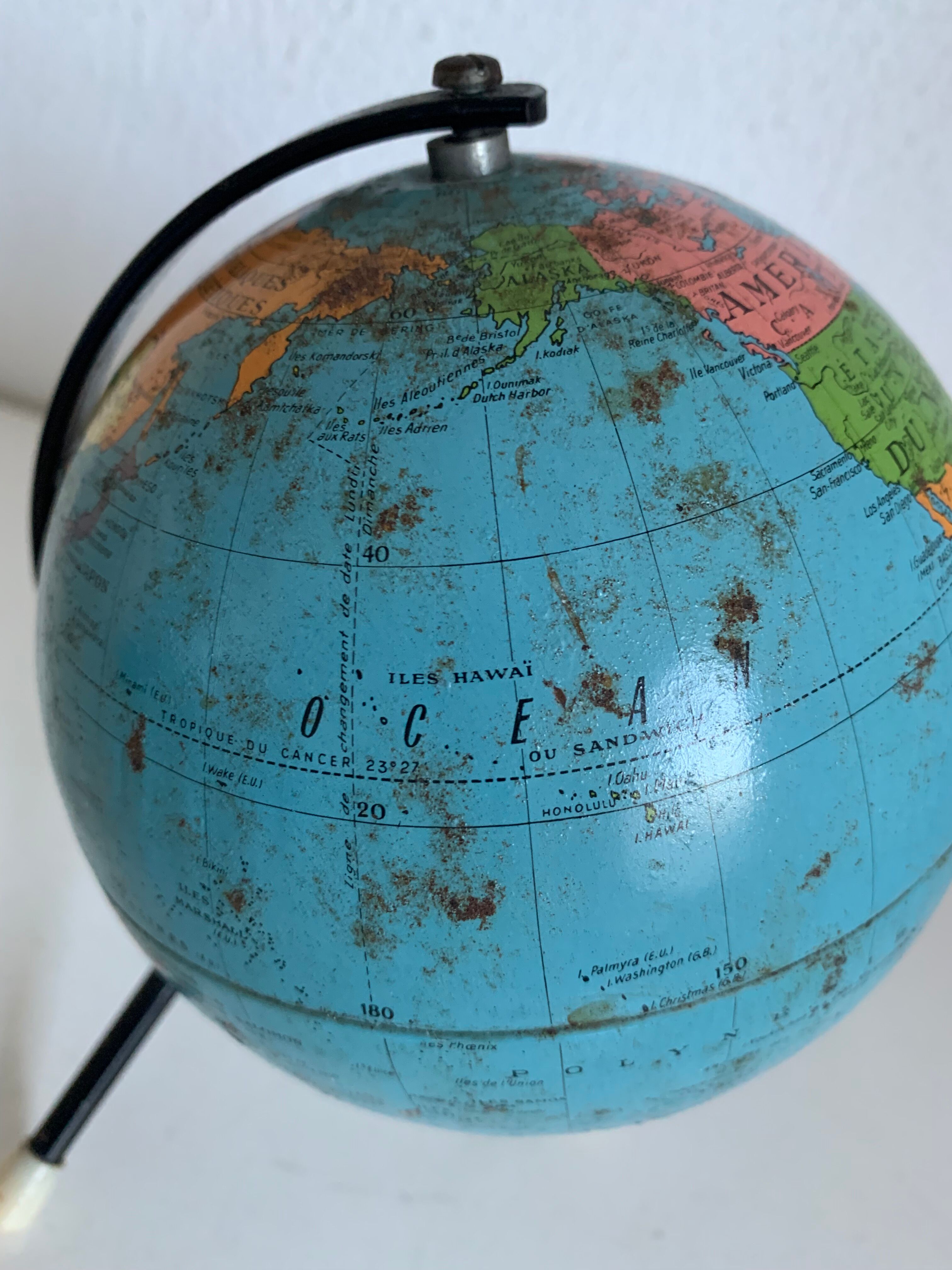 Vintage globe 1960 terrestrial small tripod Taride - 17 cm