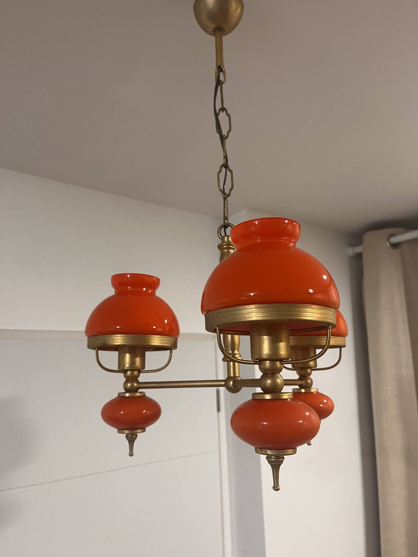 Opaline lustre from the 60s/70s.