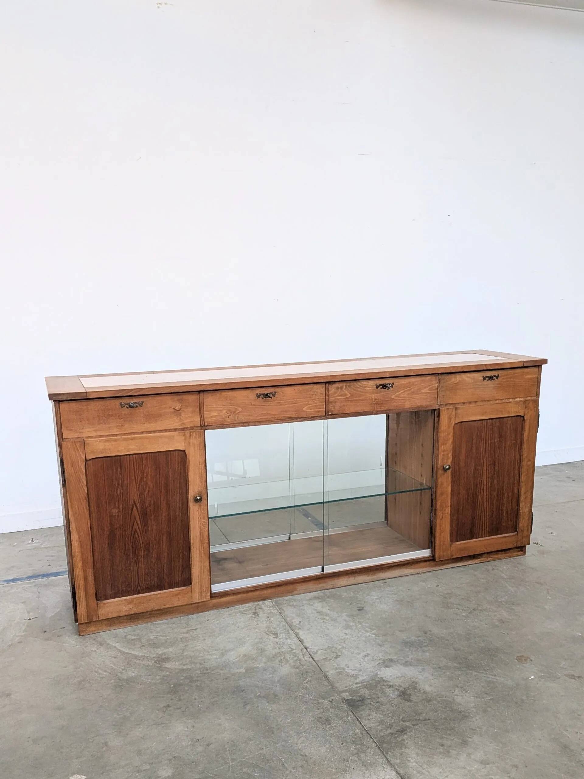 Double-sided counter in wood and pink marble (233 cm)