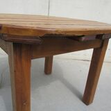 Garden table in acacia