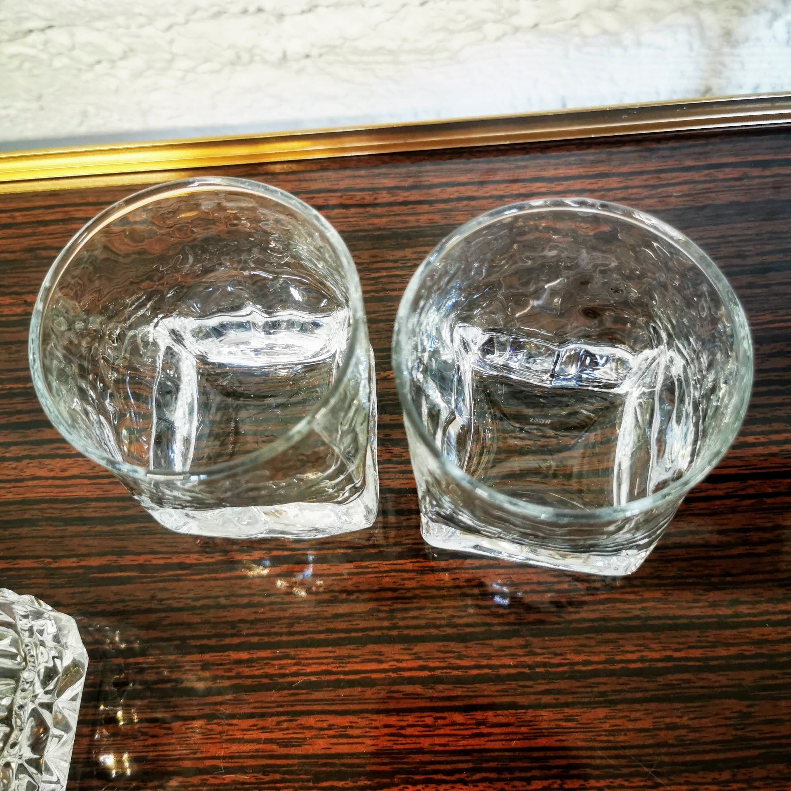 Whisky glasses duo