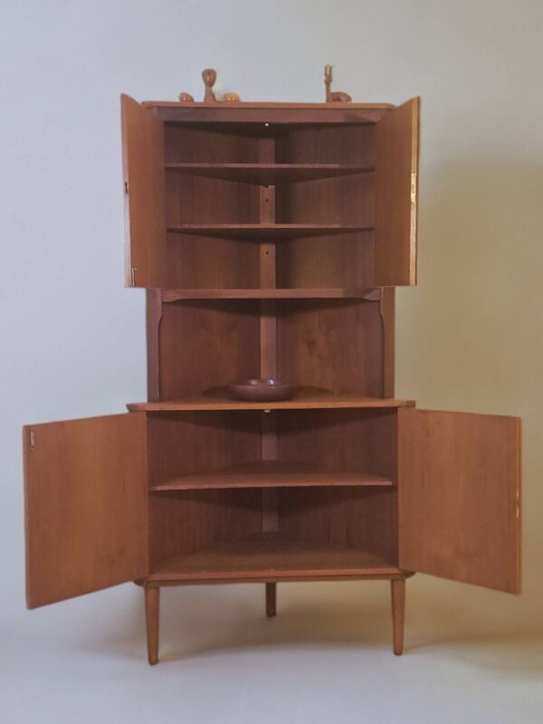 Meuble d'angle en teck,  Vintage Scandinave 1960s