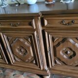 Low dining room furniture