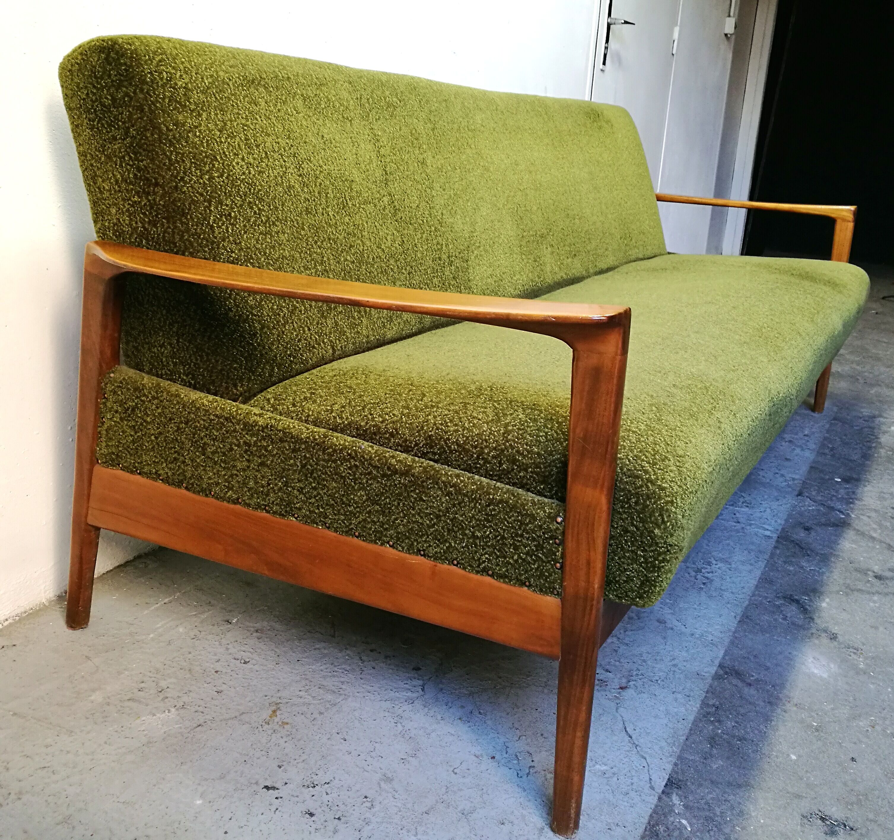 Scandinavian sofa 3 places 60 years