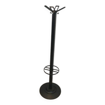 Michele De Lucchi & Tadao Takaichi for Kartell. Black plastic coat rack "Segmenti". Italy. 1989