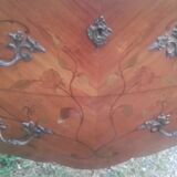 Ches of drawers in Louis XV-style marquetry.
