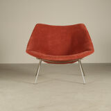 Pierre Paulin for Artifort — F156 “Little Oyster” lounge chair, 1959–1960s