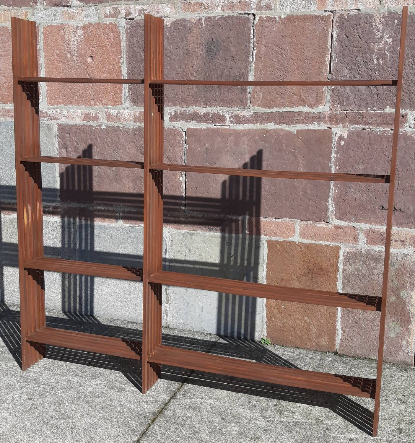 Scandinavian wall shelf (or bookcase), 60s/70s