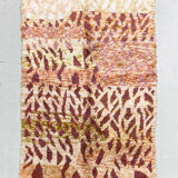 Moroccan Berber carpet beni ouarain mottled rosé with colorful patterns 245x155cm