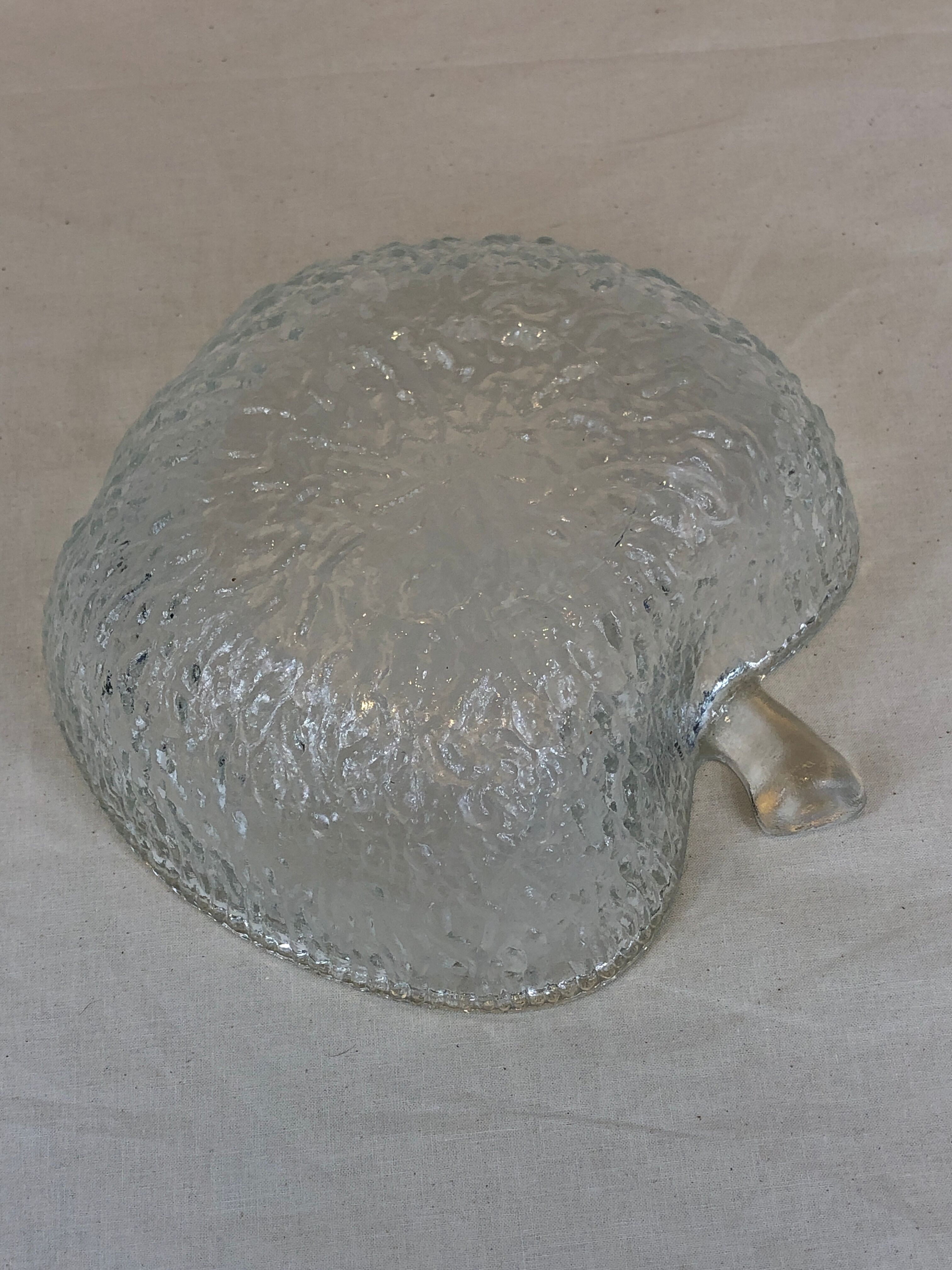 Salad bowl and cups set in molded glass, apple shape