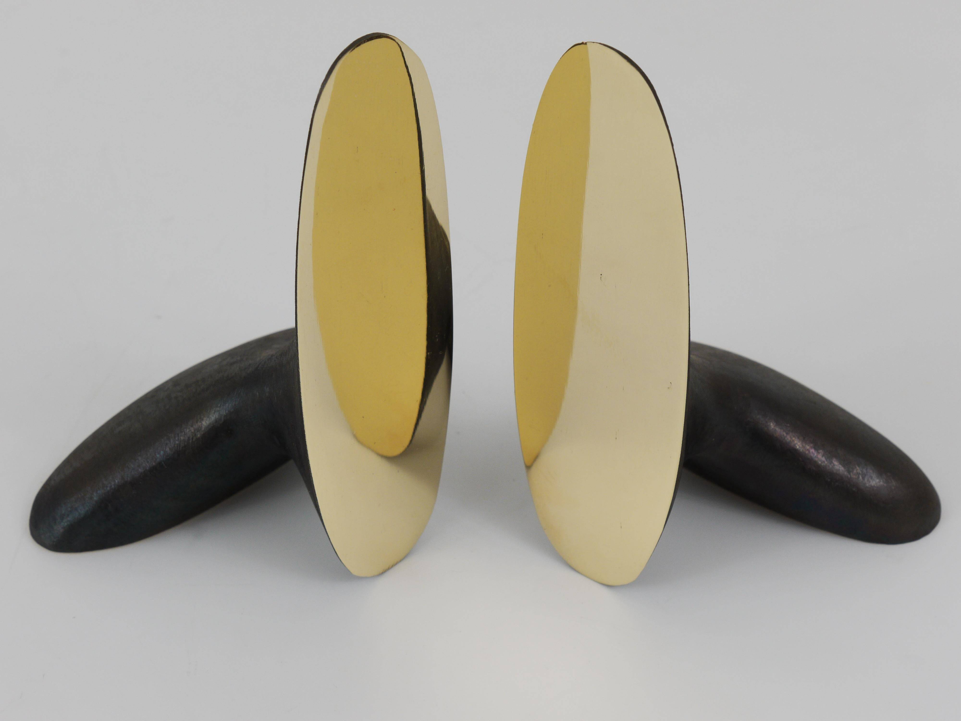 Pair of minimalist mid-century brass bookends by Carl Auböck #3653, Vienna, Austria.