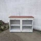 Buffet without a door, counter