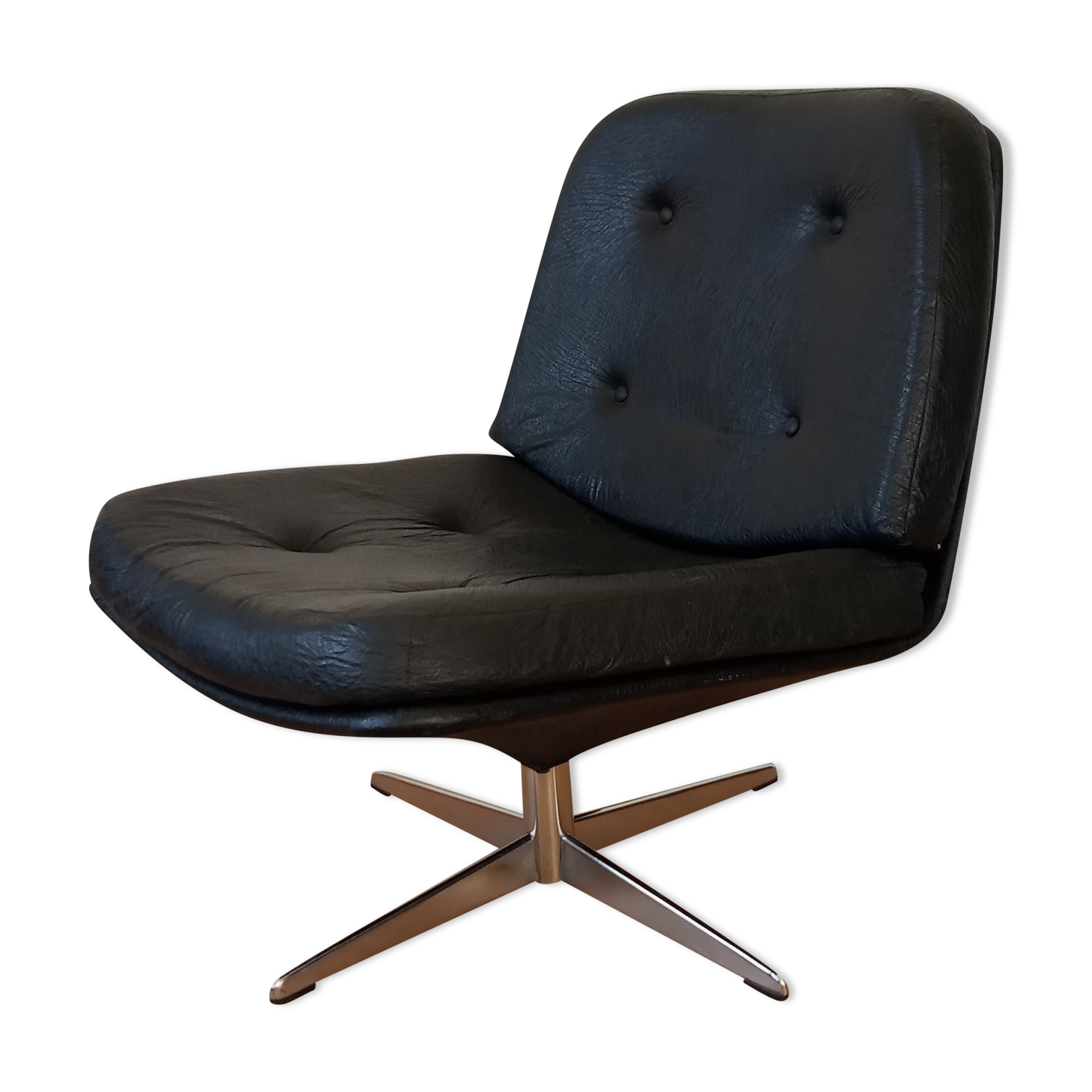 Fauteuil pivotant en skaï noir années 60
