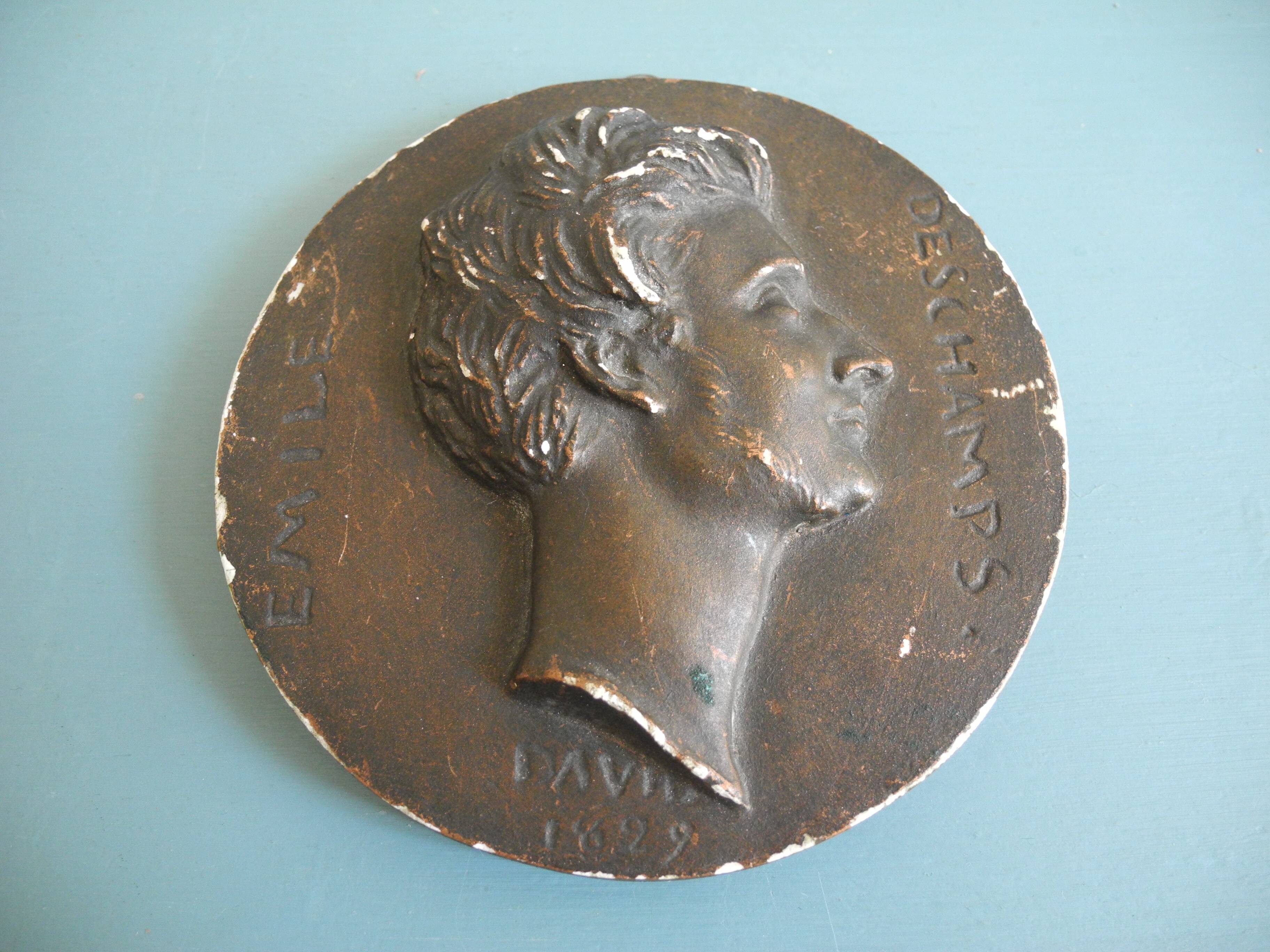 plaster medallion Louvre Museum 19th century Emile Deschamps David Angers 1829 medal