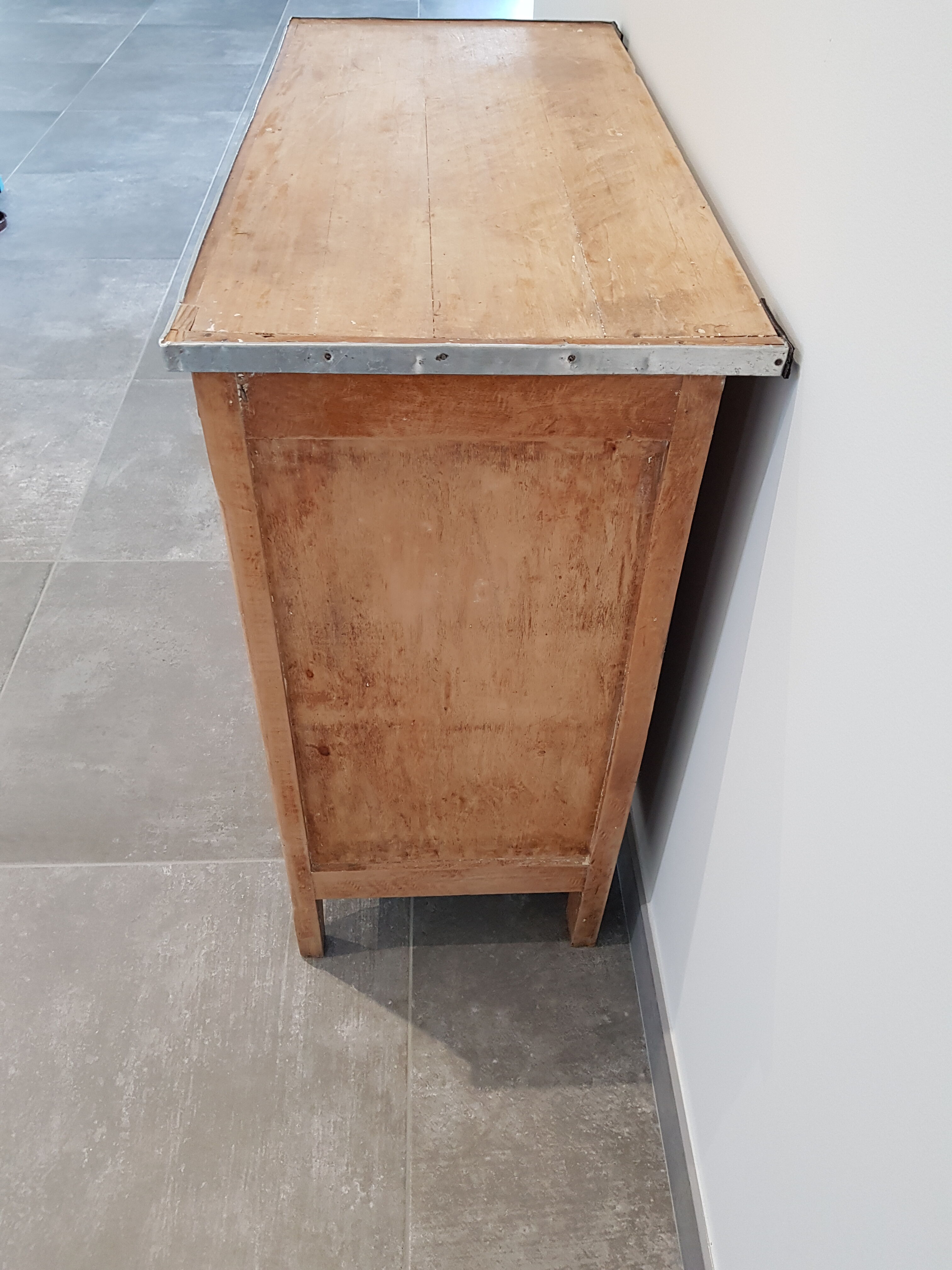 Parisian sideboard raw wood