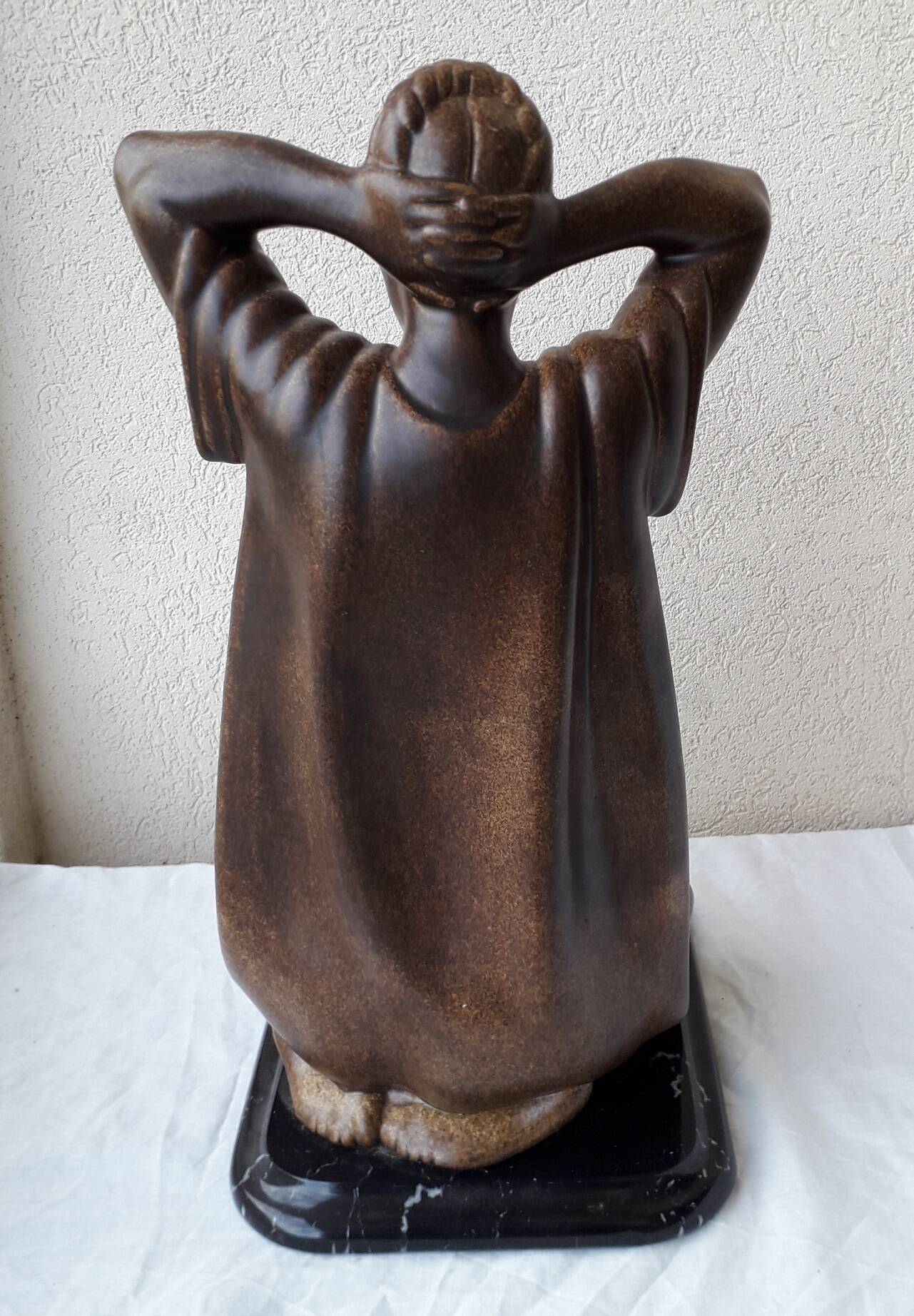 Sculpture woman "Espéranza" Jorge Celis