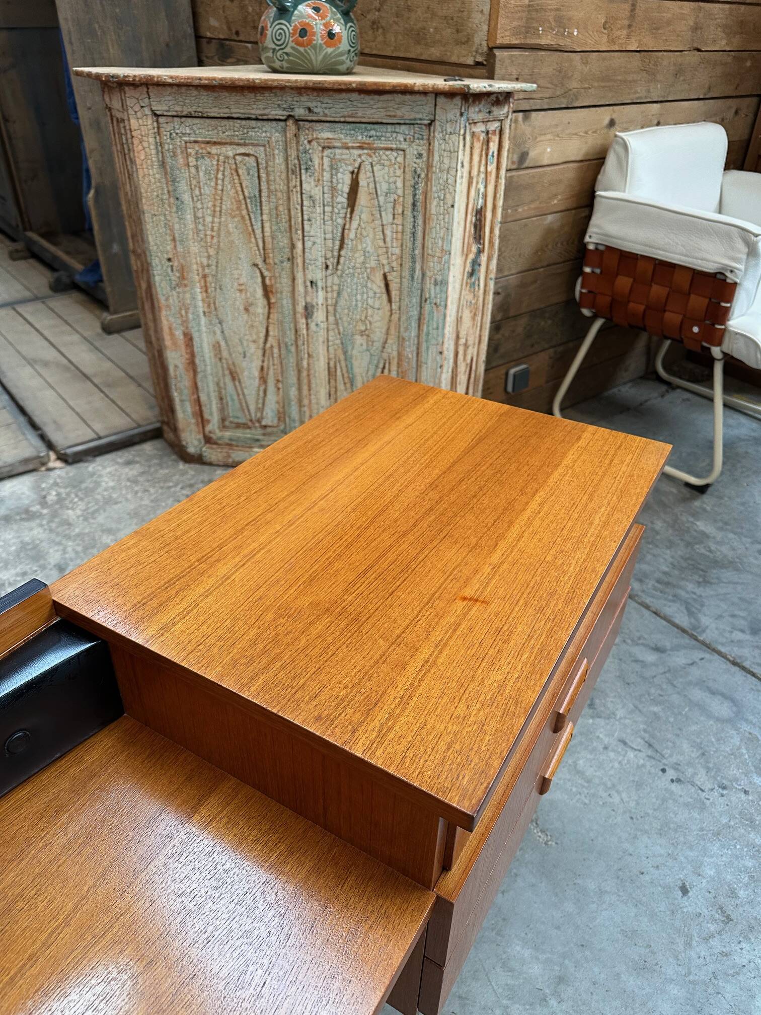 Coiffeuse années 60