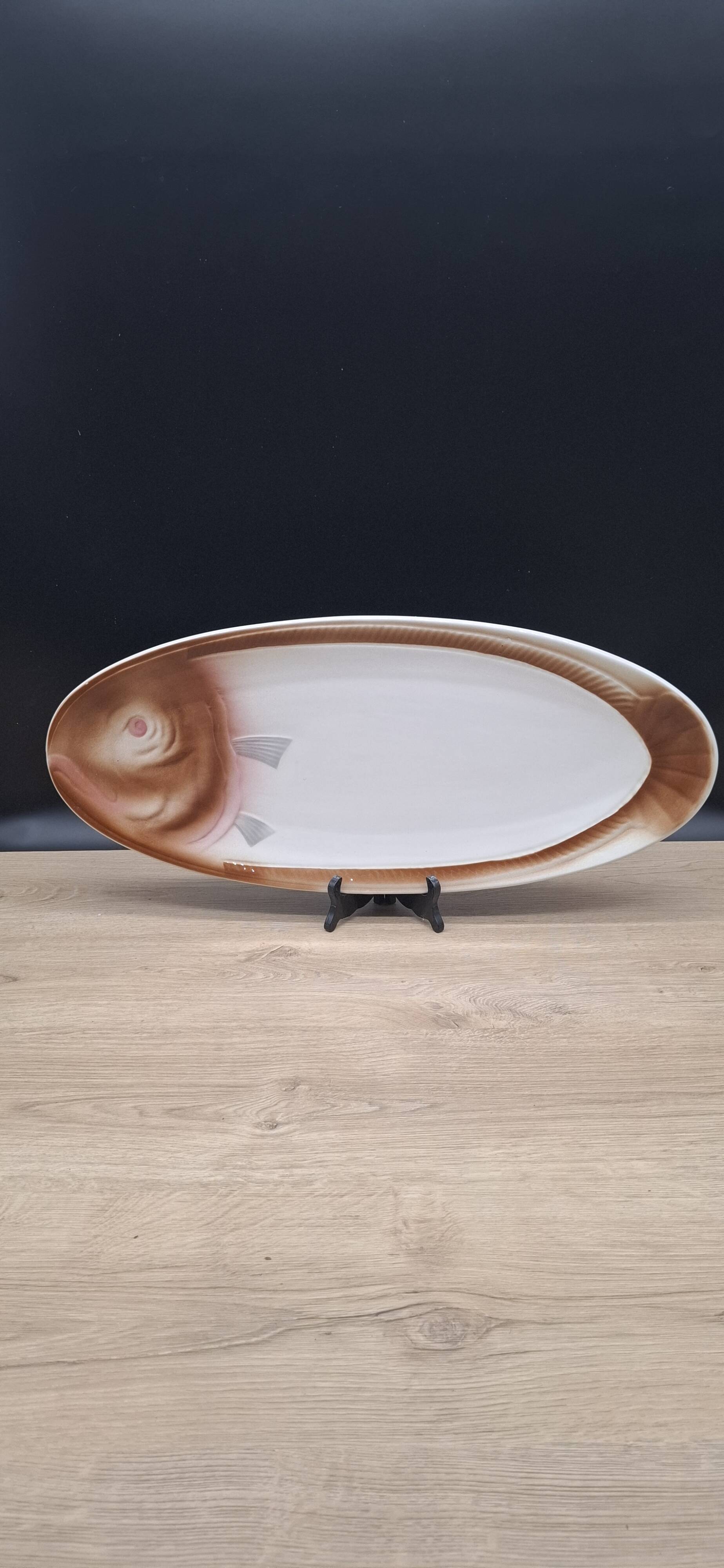 Fish dish Moulin des Loups faience Orchies